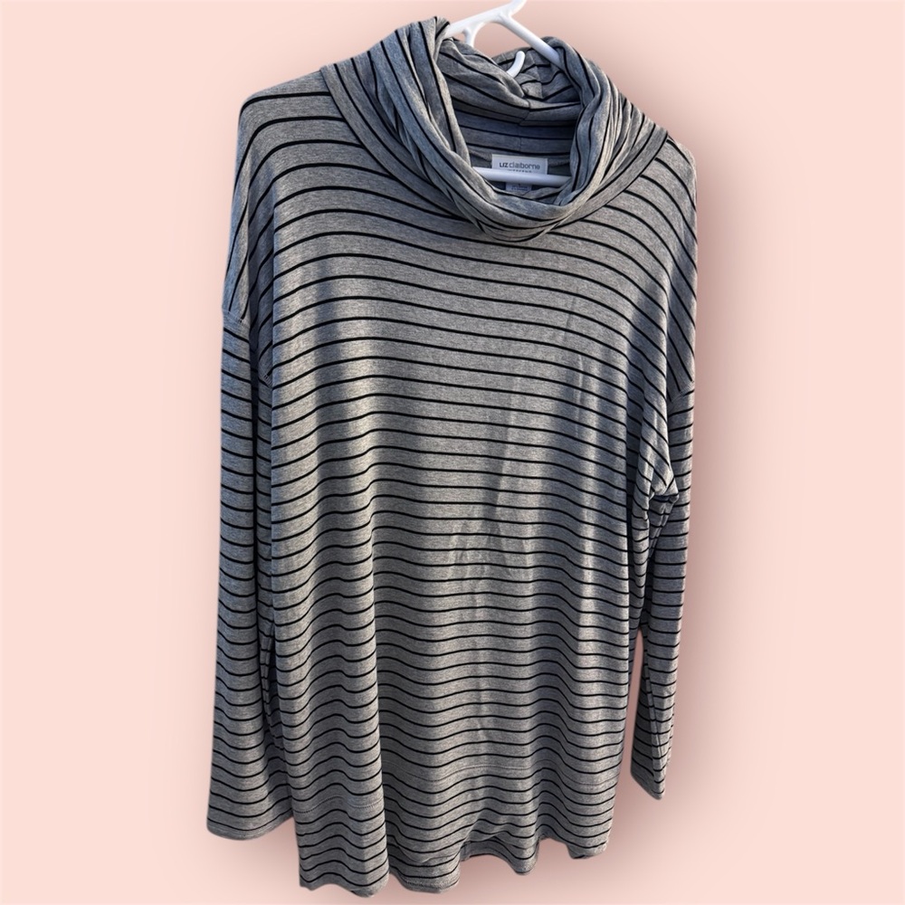 Liz Claiborne Long Sleeve Pullover Turtleneck Top - Picture 3 of 9